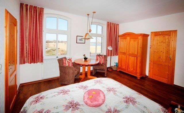 Hotel/Pension Bradhering Ahrenshoop Ngoại thất bức ảnh